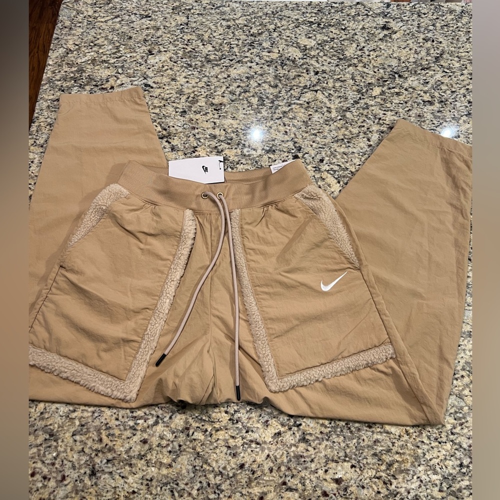 NWT Nike Teddy Bear Sherpa Sweatpants (windbreaker material)